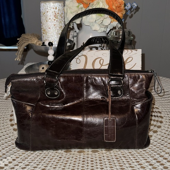 Jen Groover Butler Bag - Picture 2 of 8